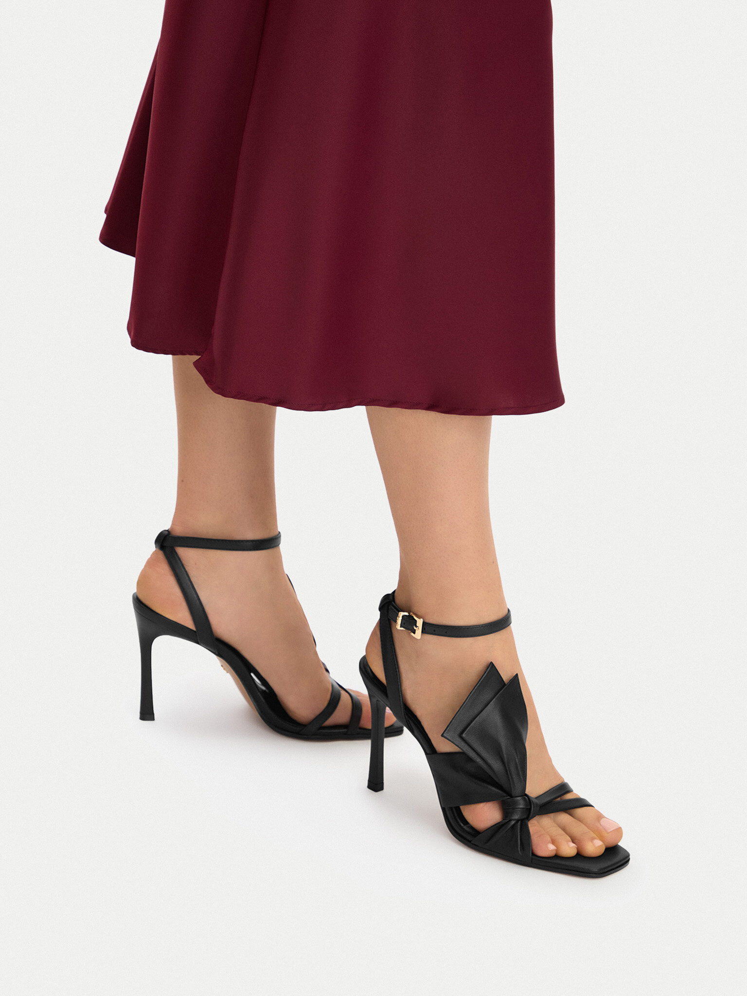 Σανδάλια GINO ROSSI