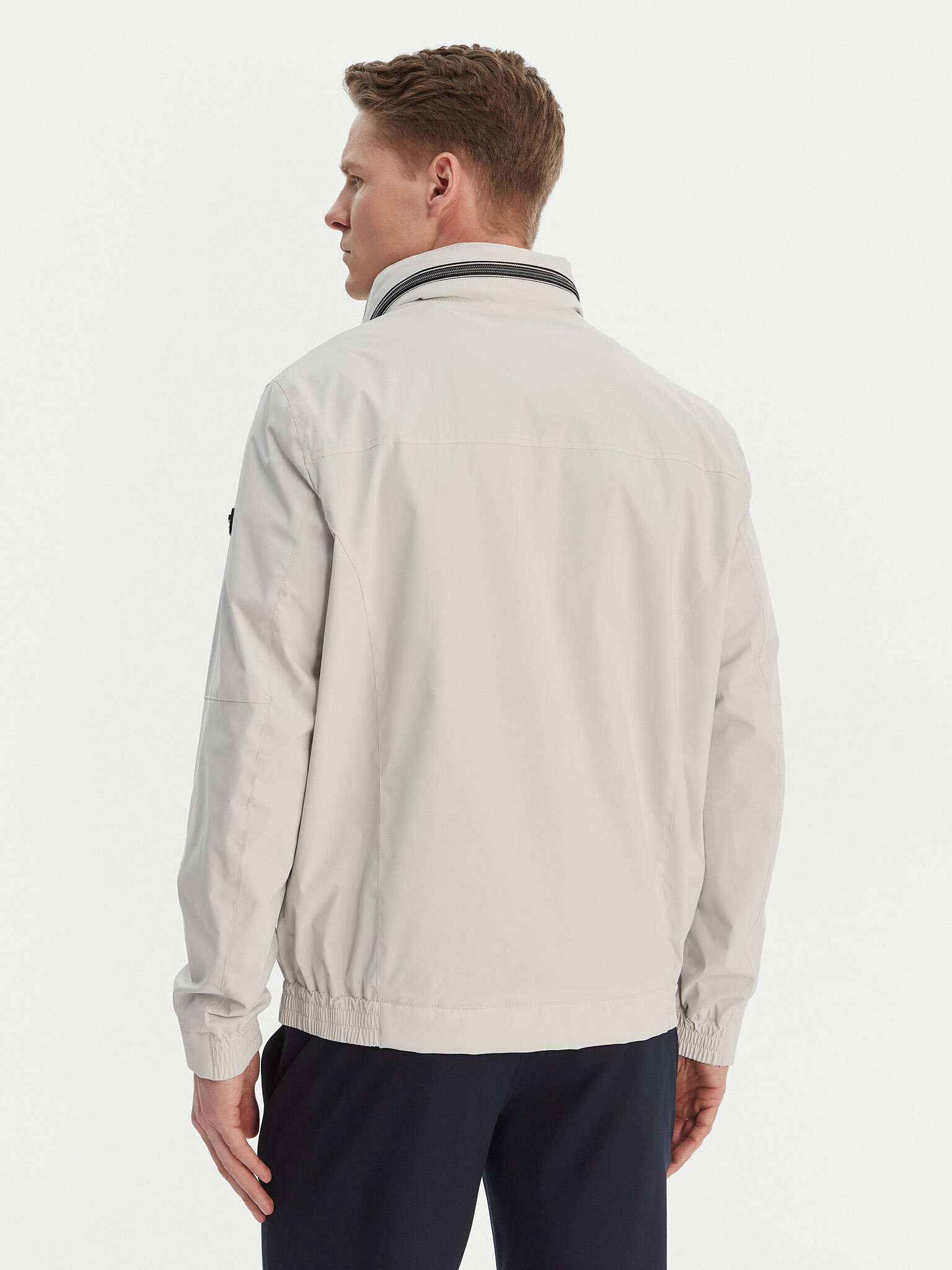 Μπουφάν μεταβατικό Bugatti