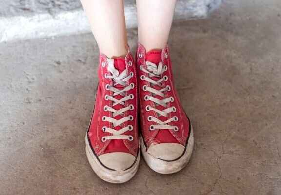 κόκκινα παπούτσια All Star