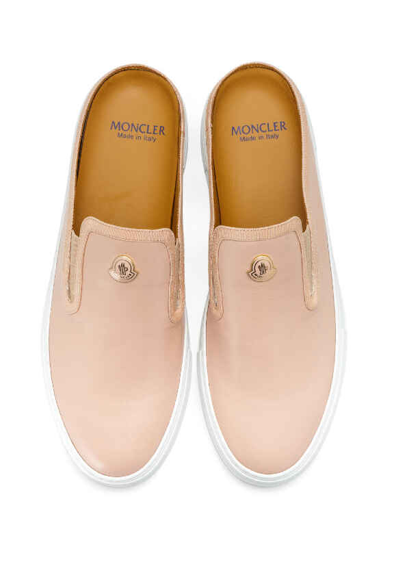 ροζ παπούτσια slip on Moncler
