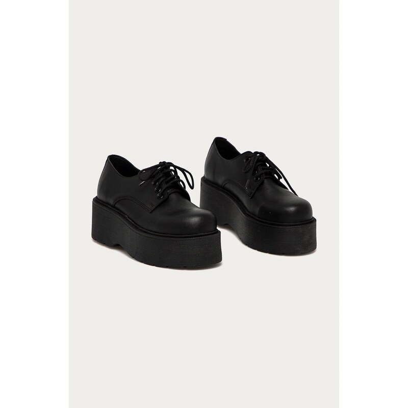 Κλειστά παπούτσια Altercore γυναικεία, χρώμα: μαύρο