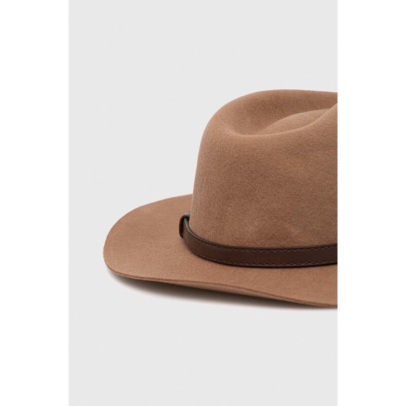 Μάλλινο καπέλο Guess χρώμα: καφέ