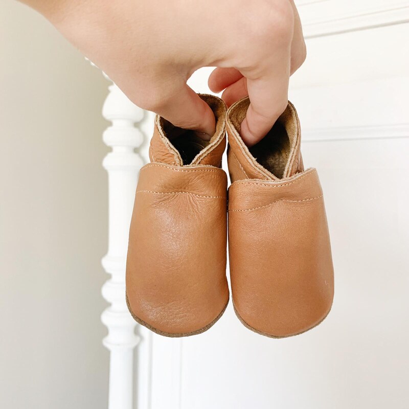 Baby Dutch Βρεφικά Παπούτσια Αγκαλιάς Cognac