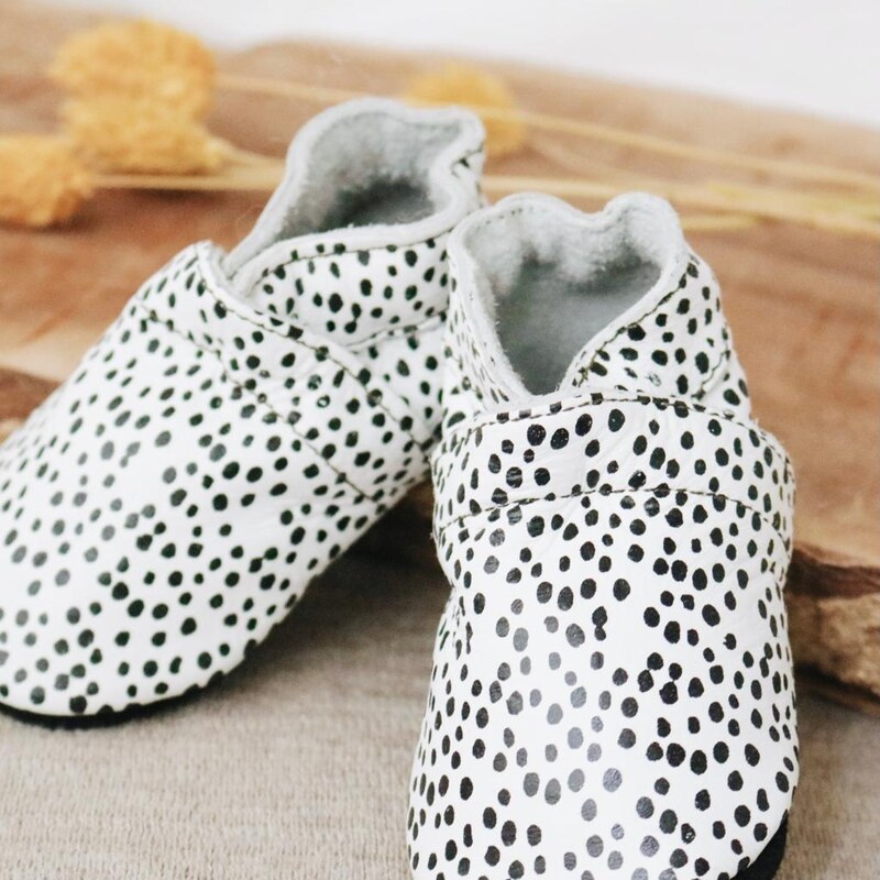 Baby Dutch Βρεφικά Παπούτσια Αγκαλιάς Nature Dots