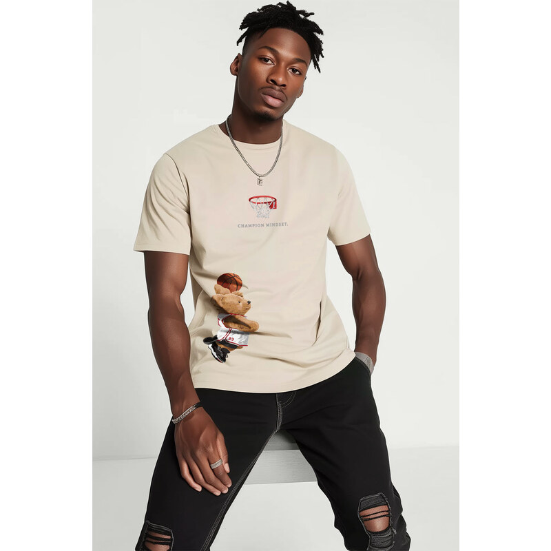 UnitedKind Champion Mindset Teddy, T-Shirt σε εκρού χρώμα