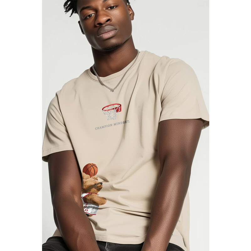 UnitedKind Champion Mindset Teddy, T-Shirt σε εκρού χρώμα
