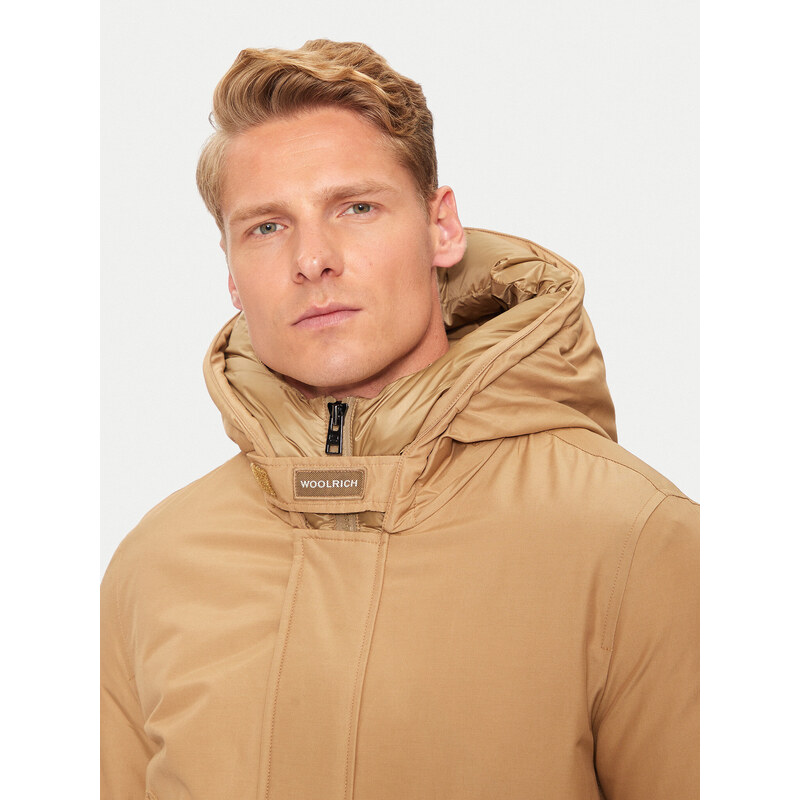 Μπουφάν πουπουλένιο Woolrich