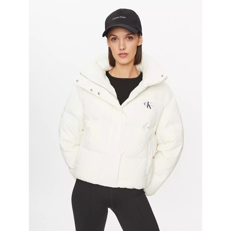 Calvin Klein - Κοντό Γυναικείο Puffer Μπουφάν για Χειμώνα Down Soft Touch Label J20J222235-YBI Λευκό