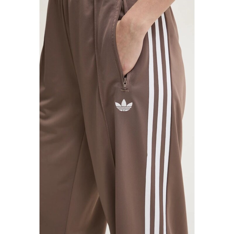 Παντελόνι φόρμας adidas Originals Firebird χρώμα: καφέ, JC8247
