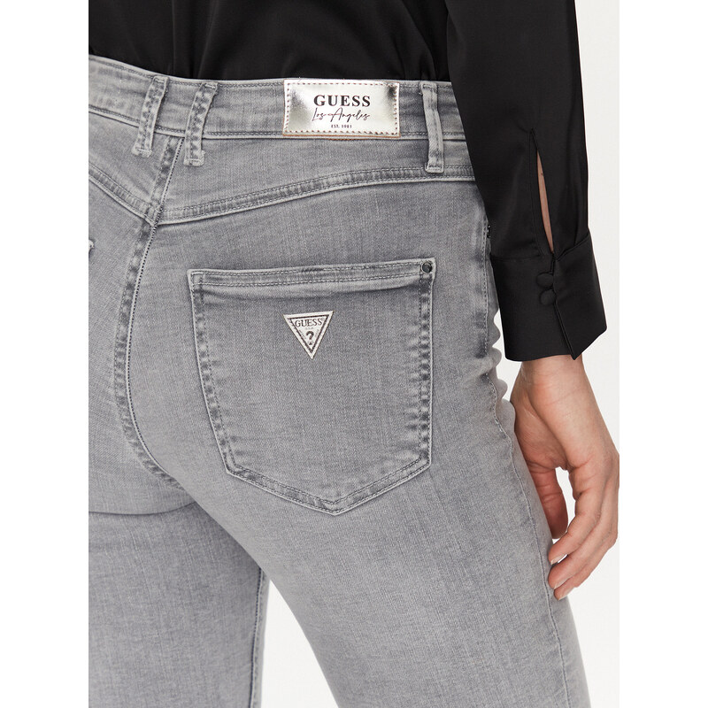 Τζιν Guess