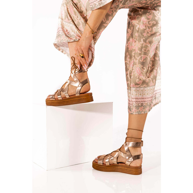 Ligglo Μπρονζέ Flatforms σε Αρχαιοελληνικό Σχέδιο