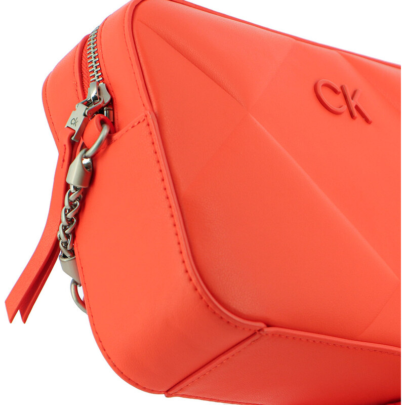 Calvin Klein - Crossbody RE-LOCK QUILT CAMERA BAG ΤΣΑΝΤΑ
