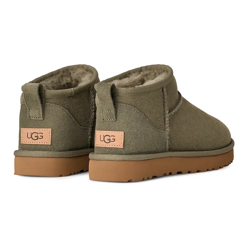 Μπότες χιονιού σουέτ UGG Classic Ultra Mini - GLAMI.gr