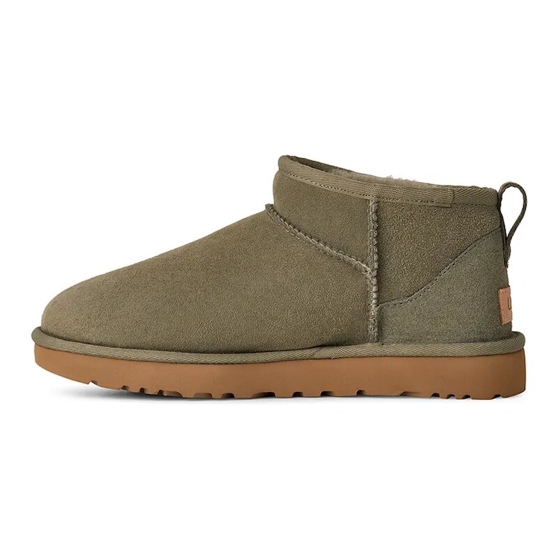 Μπότες χιονιού σουέτ UGG Classic Ultra Mini - GLAMI.gr