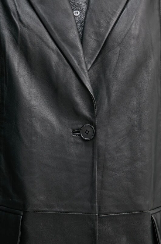 Δερμάτινο σακάκι Gestuz