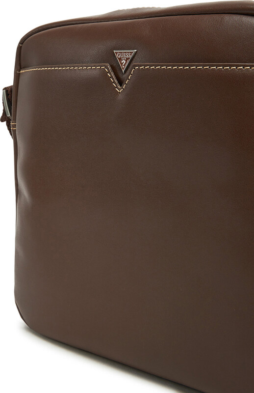 Τσαντάκι Guess