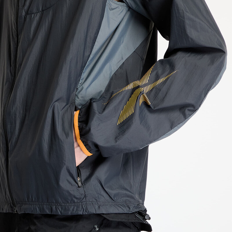 Μπουφάν Reebok Wind Run Jacket Washed Black/ Grey 3 M