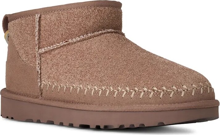 Μπότες χιονιού σουέτ UGG Classic Ultra Mini Biarritz