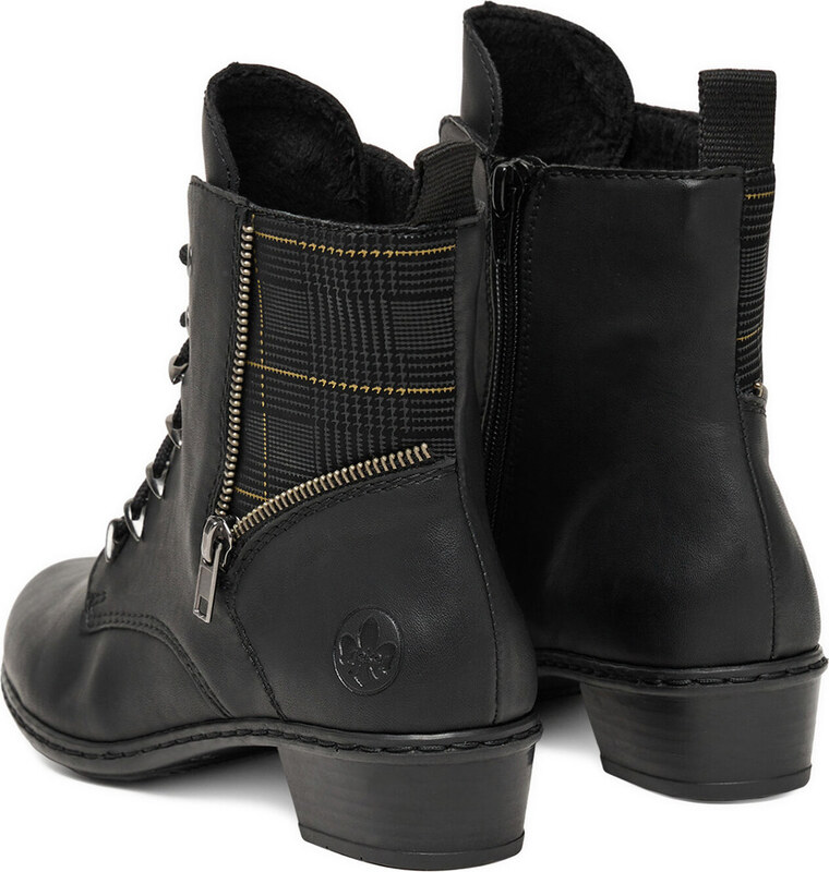 Μποτίνια Rieker