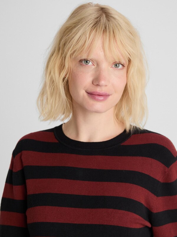 Guido Maria Kretschmer Women Μπλουζάκι 'Maria' σκούρο κόκκινο / μαύρο