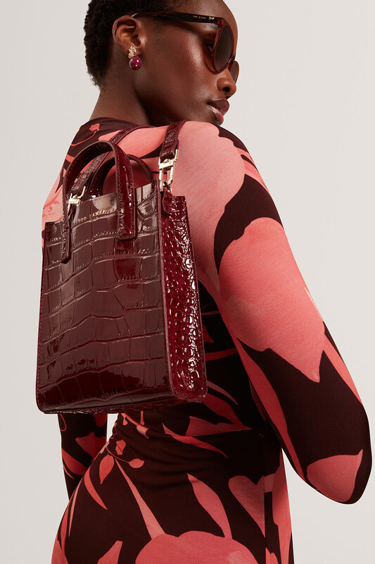 TED BAKER Τσαντακι Wenissa Croc Effect Mini Icon 281944 wine