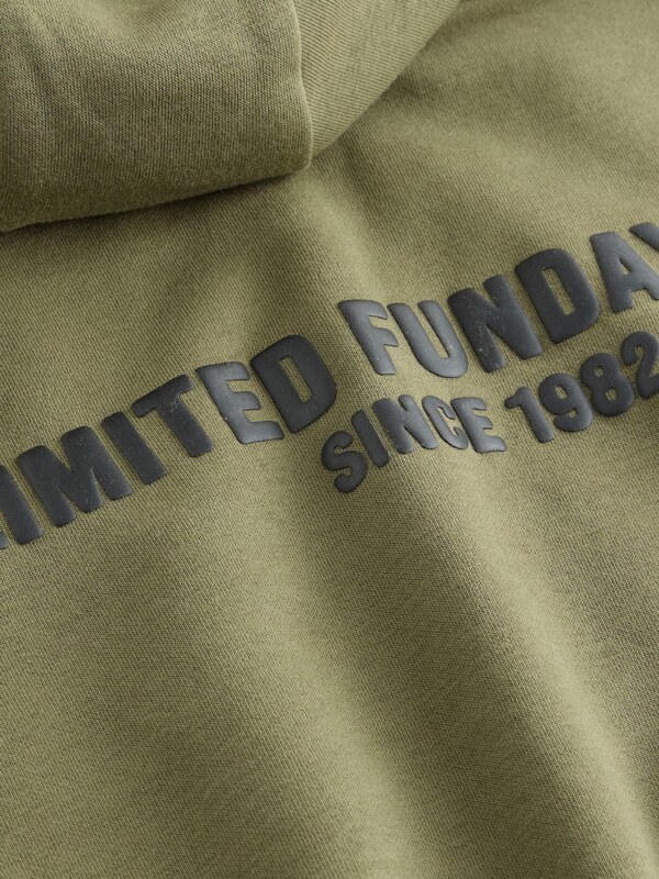 Next Σετ χακί