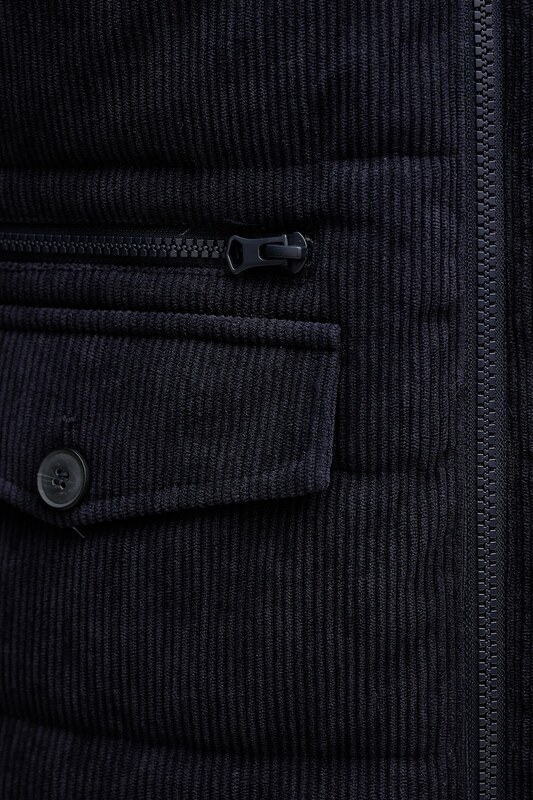 Αμάνικο μπουφάν United Colors of Benetton