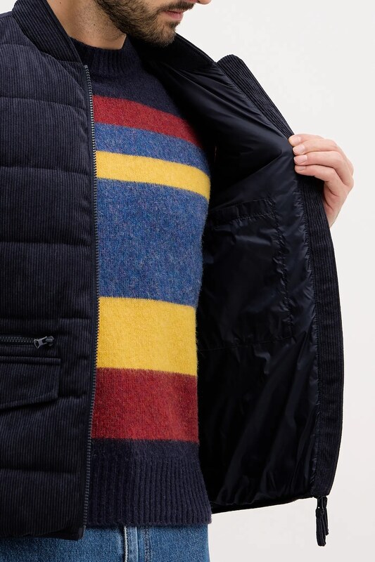 Αμάνικο μπουφάν United Colors of Benetton