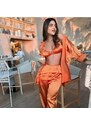 La Lolita Amsterdam CORALINE Σατέν υφής loungewear σετ 3 τμχ με παντελόνα με δέσιμο στη μέση, μπραλέτ και πουκαμίσα